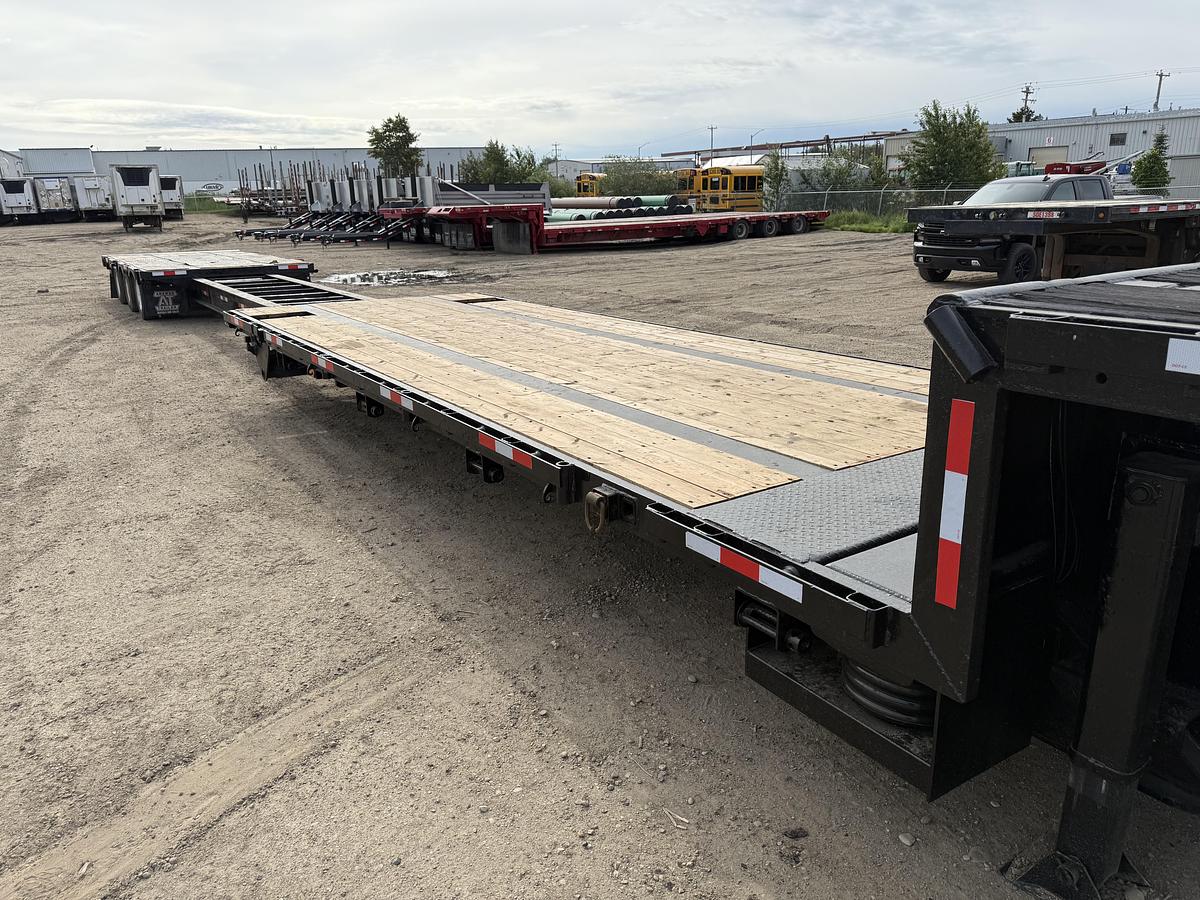 Used 2013 Manac 53' Tridem Extendable/Trombone Step Deck