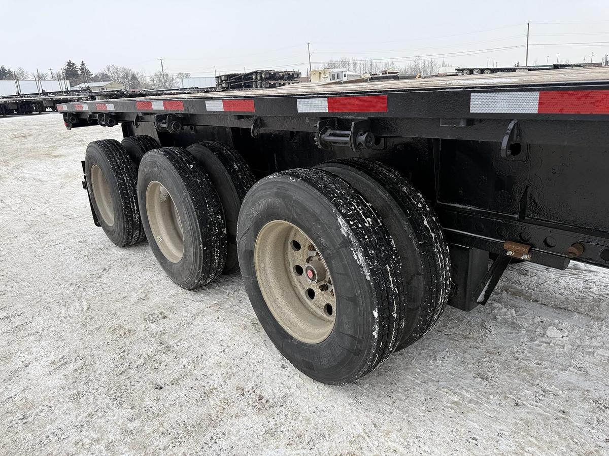 Used 2007 Manac 53' Tridem Extendable/Trombone Flat Deck