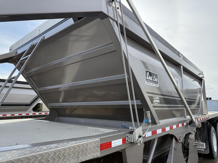 Used 2022 Load Line 42’ Triaxle Gravel Crossgate Clam Dump
