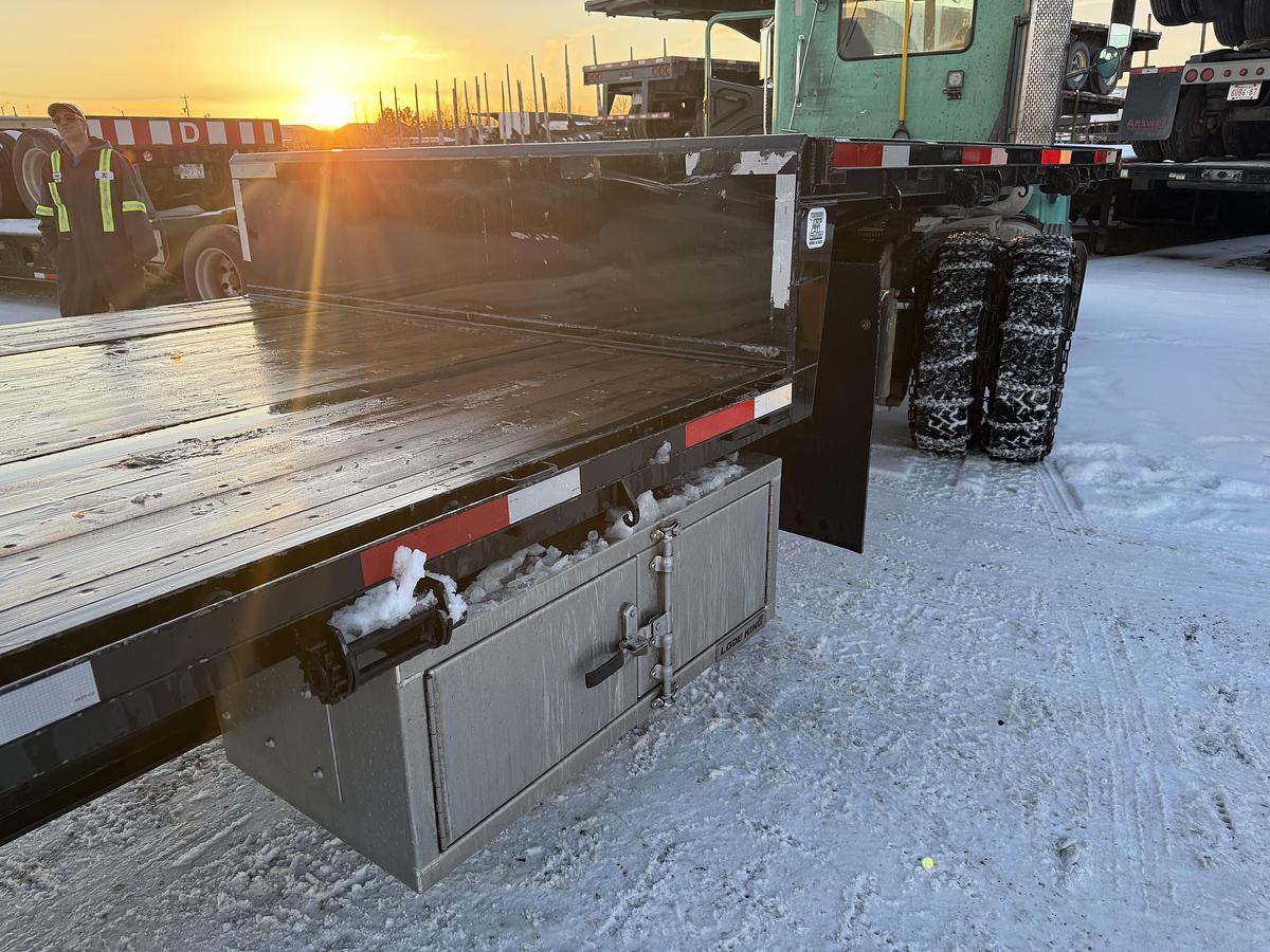 Used 2024 Lode King 53' Tridem Step Deck/Highboy