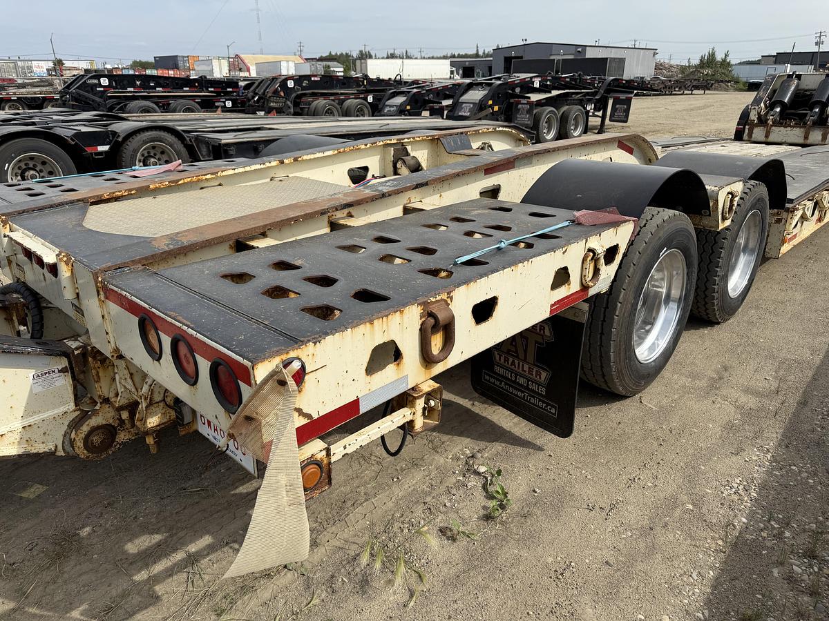 Used 2015 Aspen Hydraulic Low Bed / Low Boy Cali 9-Axle Combination