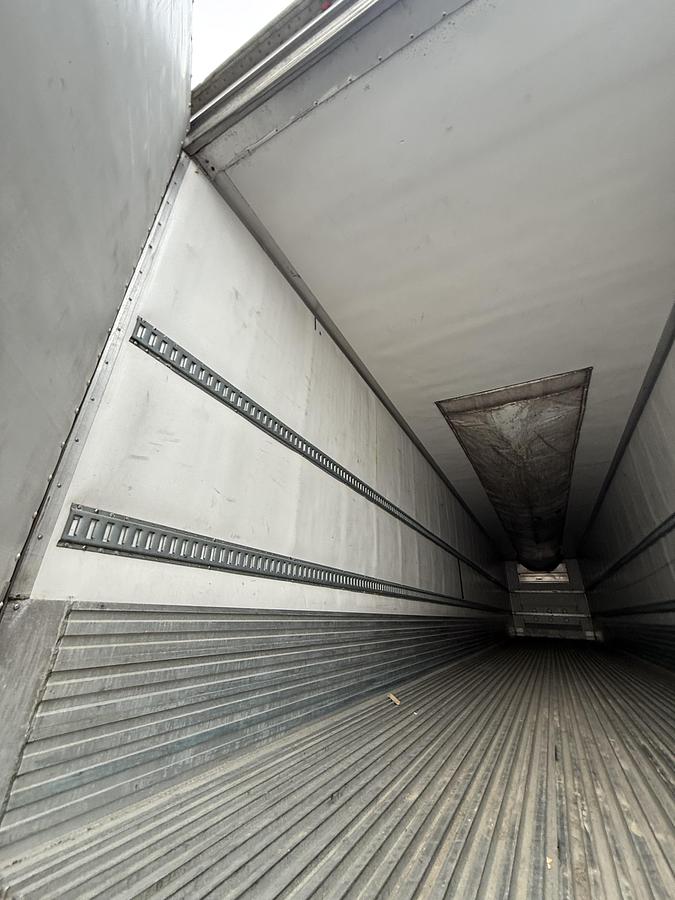 Used 2016 Utility 53' Tandem Reefer/Refrigerated Van