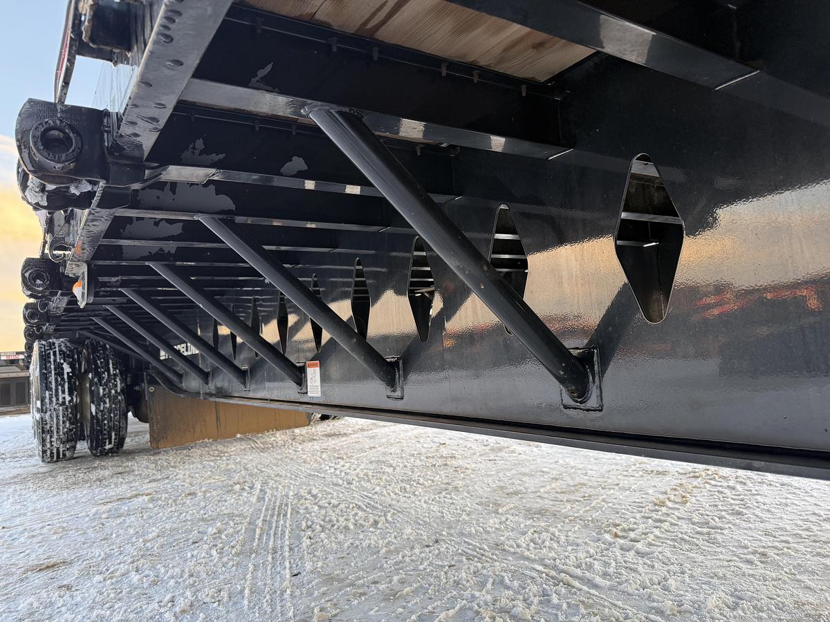 Used 2024 Lode King 53' Tridem Step Deck/Highboy