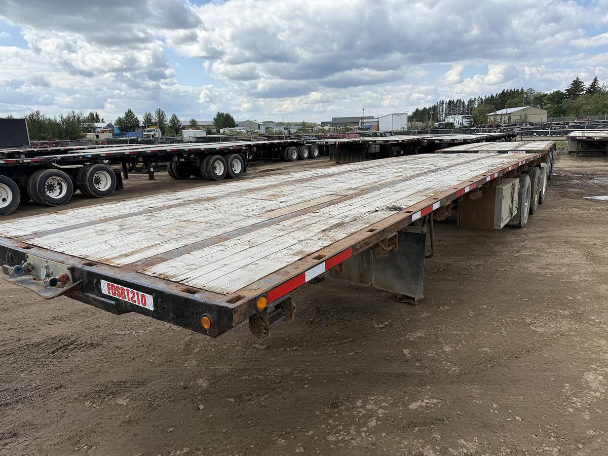 Used 2015 Cross Country Flat Deck Super B Lead/Pup
