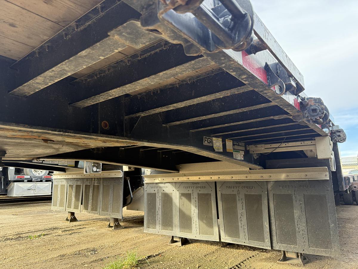 Used 2022 Lode King 53' Tridem Step Deck with Ramps