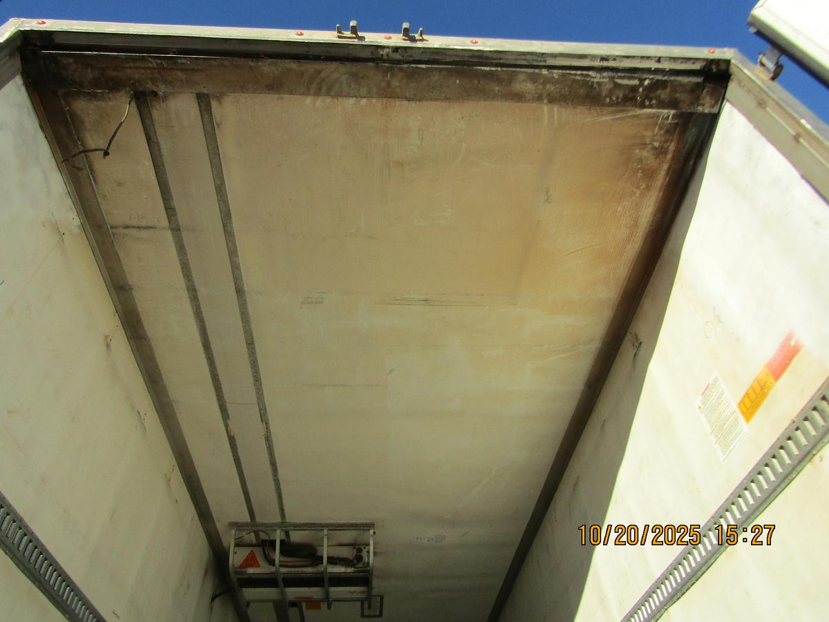 Used 2017 Utility 53' Multi-Temp Tridem Reefer/Refrigerated Van