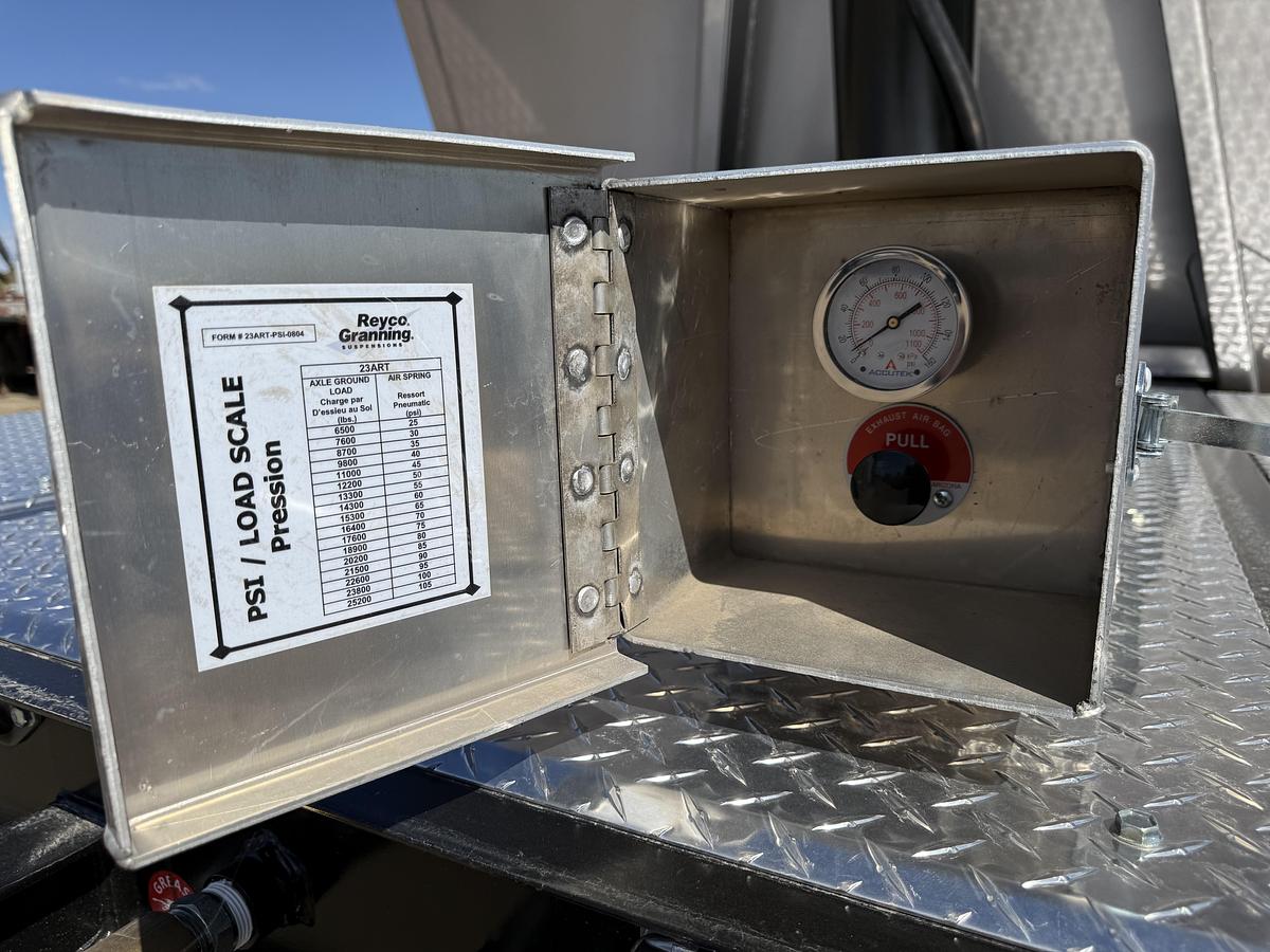 2025 Load Line 35' Tridem End Dump