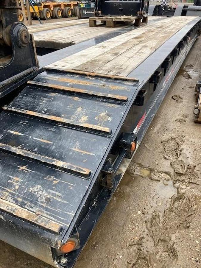 Used 2023 K-Line Hydraulic RGN Triaxle