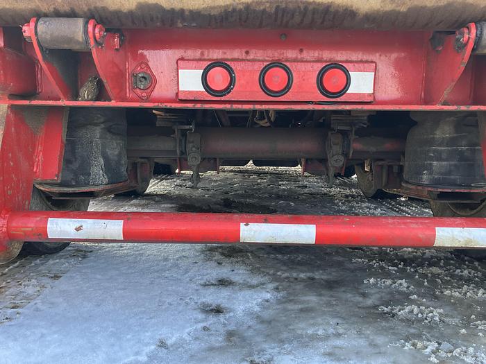 Used 2009 Scona Tandem Axle Folding Scissor Neck