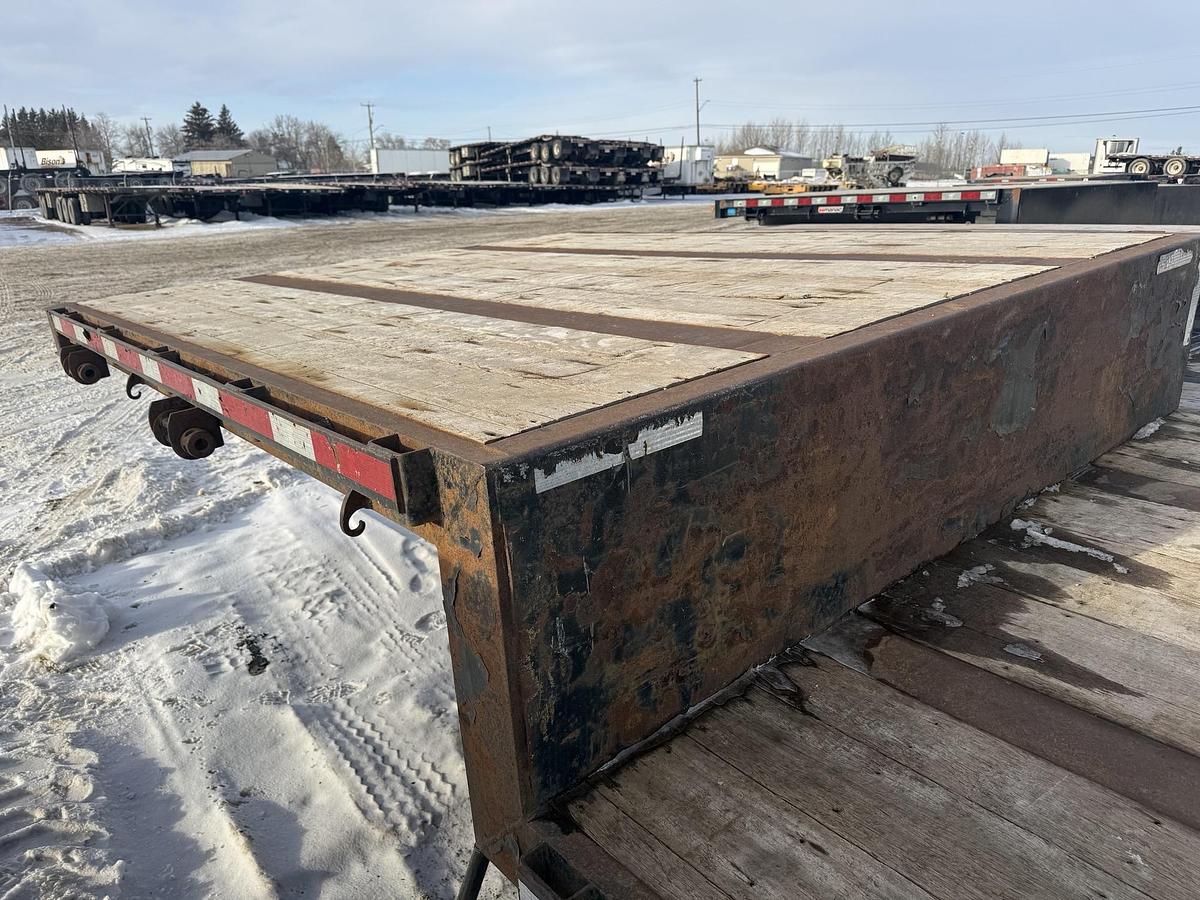 Used 2016 Manac 53' Tridem Step Deck