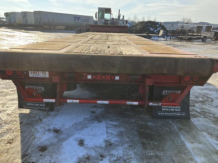 Used 2009 Scona Tandem Axle Folding Scissor Neck