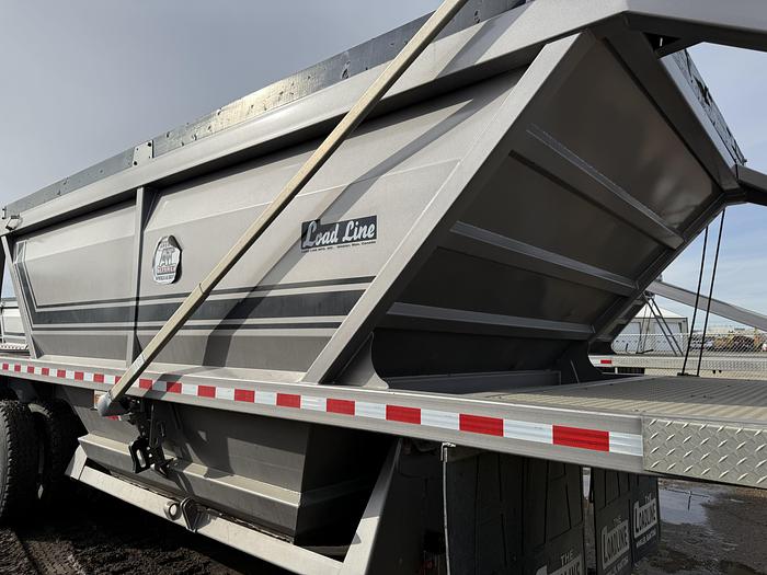 Used 2021 Load Line 40’ Tridem Clam Dump