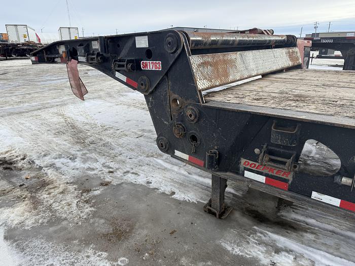 Used 2016 Doepker 12 Wheel Scissor Neck