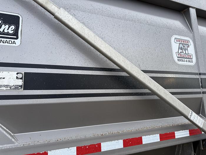 Used 2022 Load Line 40' Tridem Clam Dump