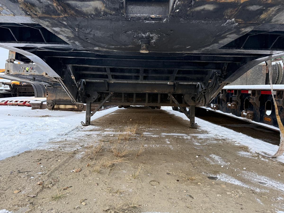 Used 2008 Doepker Tridem Scissor Neck with Rail