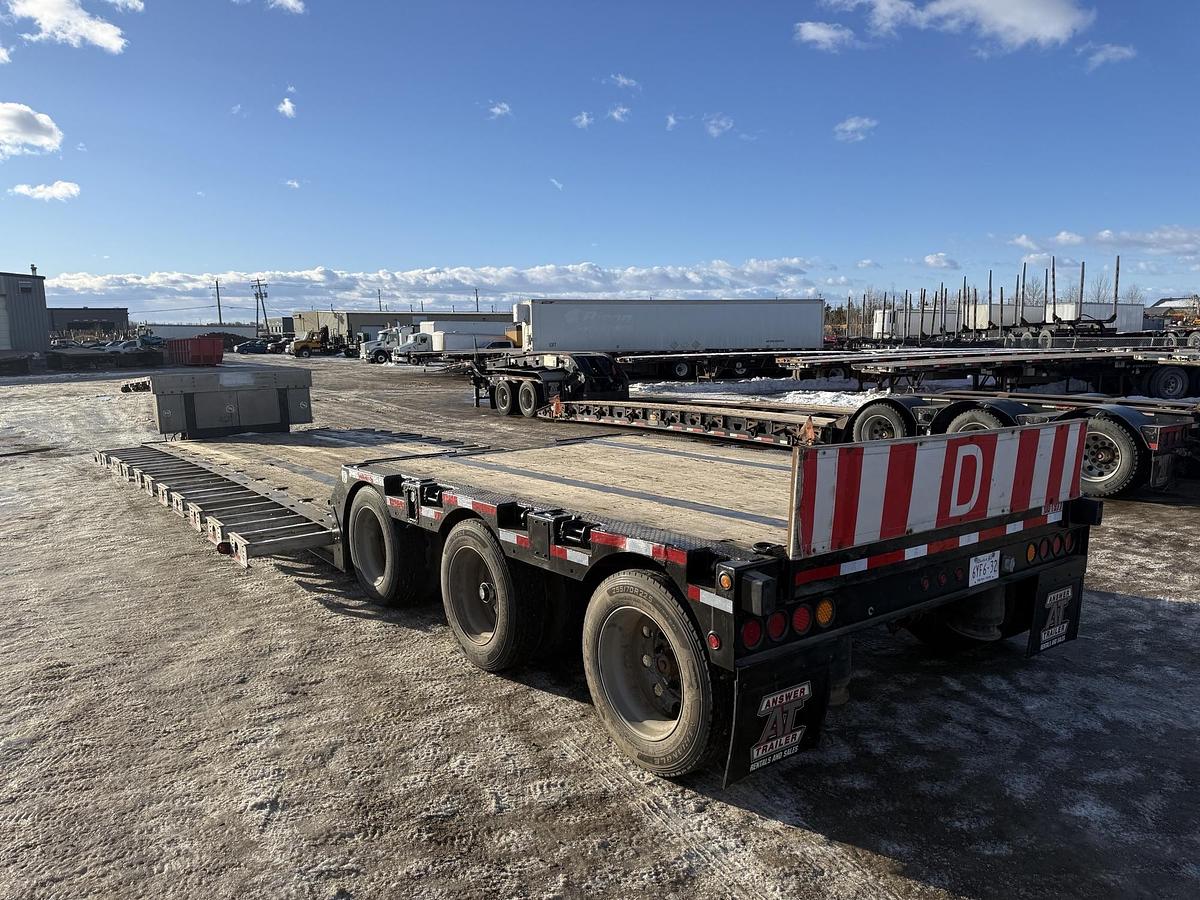 Used 2012 Muvall Tridem Double Drop Ag Trailer Mechanical RGN