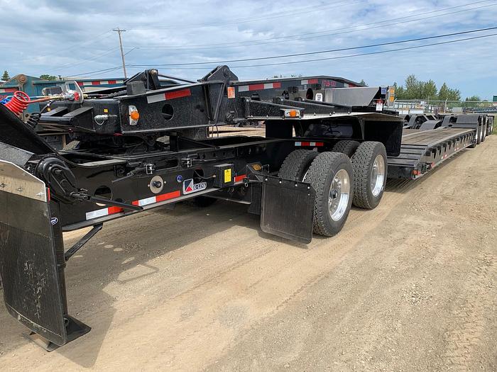 Used 2023 K-Line 10 Axle Lowboy - 70 Tonne Combination