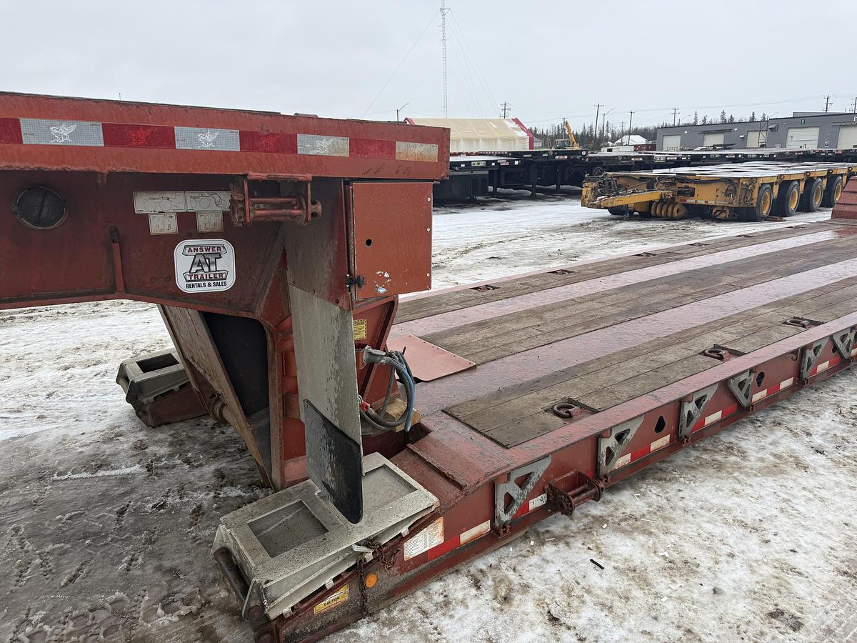 Used 2012 Manac 12 Wheel Double Drop Low Bed