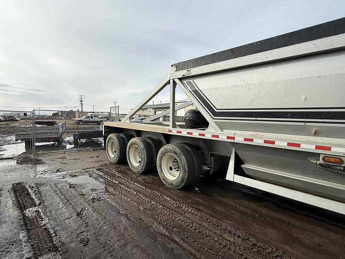 Used 2018 Load Line 42’ Tridem Clam Dump