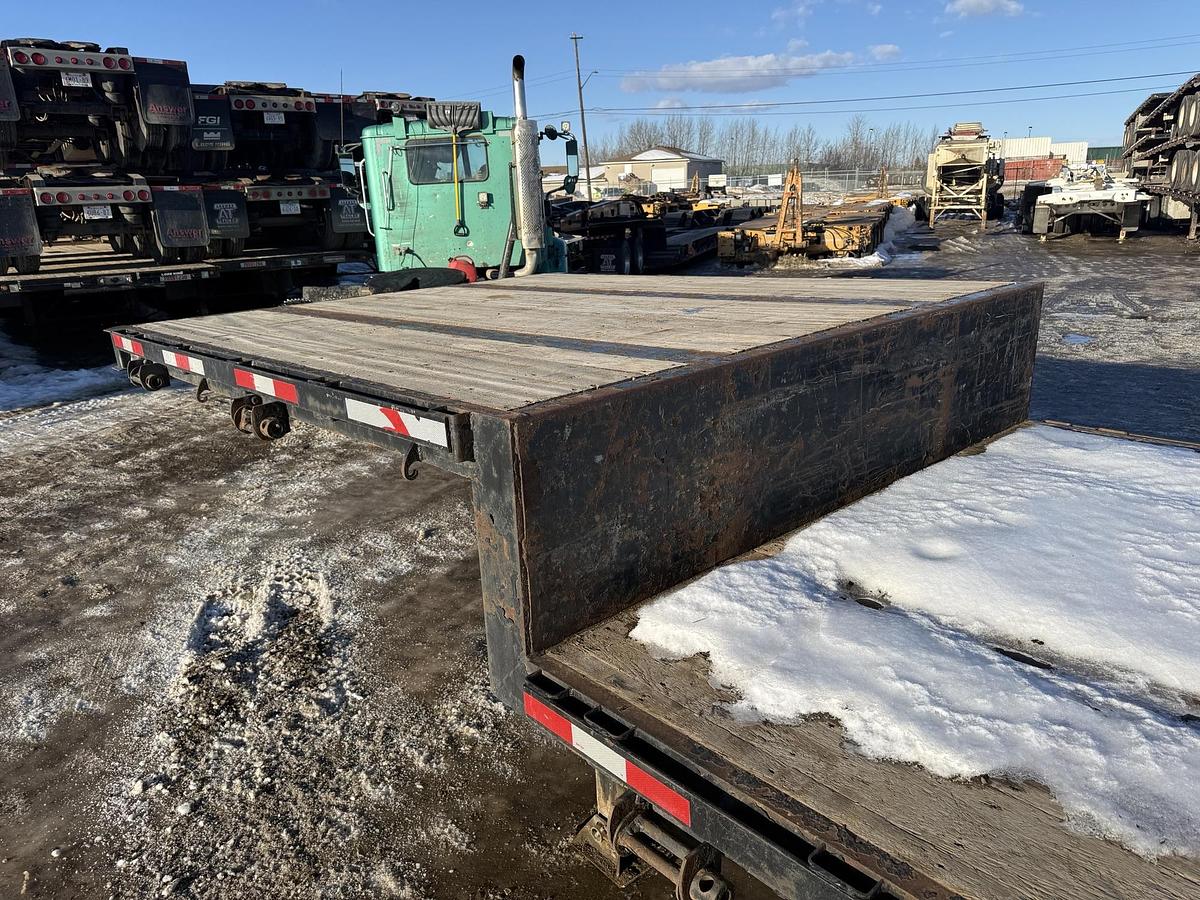 Used 2018 Manac 53' Tridem Step Deck