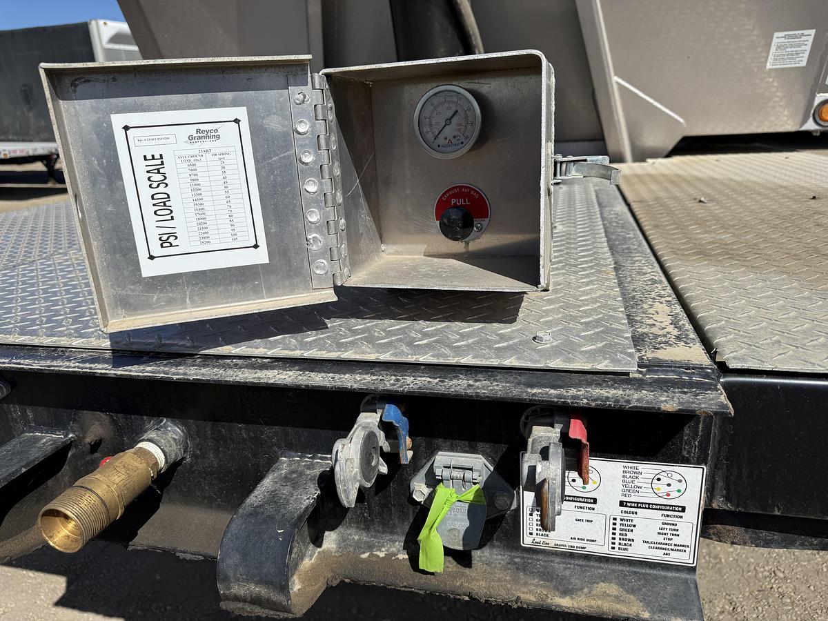 Used 2023 Load Line 35' Triaxle Gravel End Dump