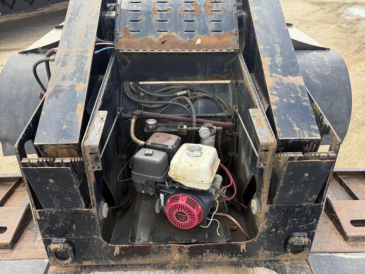 Used 2012 Felling Tridem Hydraulic Low Bed