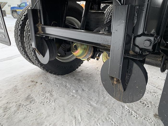 2023 Loadline Tridem End Dump