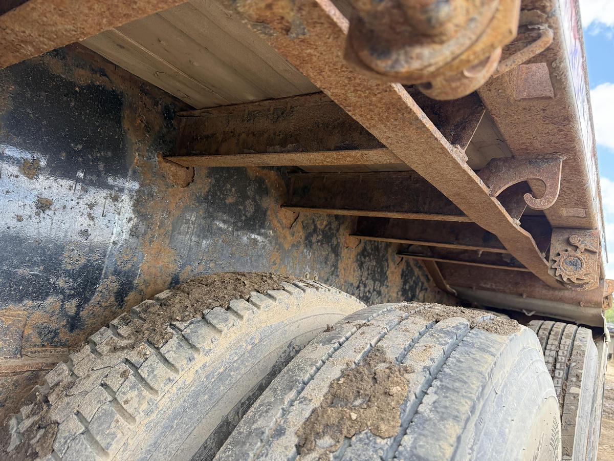 Used 2015 Cross Country Flat Deck Super B Lead/Pup