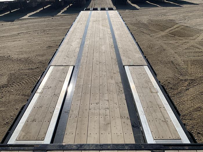 Used 2024 Lode King 53' Tridem Step Deck with Ramps