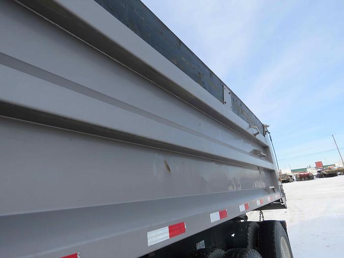 Used 2022 Load Line 35' Tridem End Dump