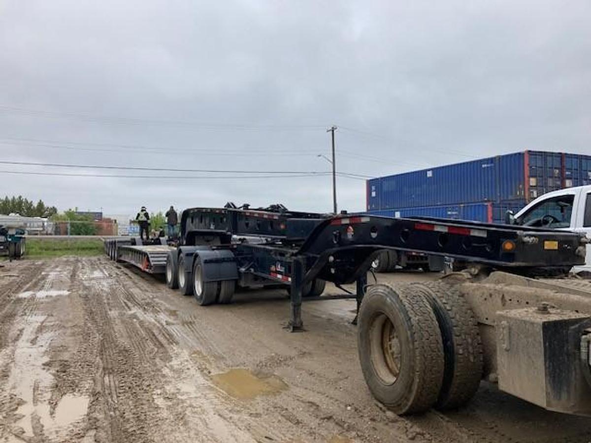 Used 2023 K-Line Hydraulic RGN Triaxle