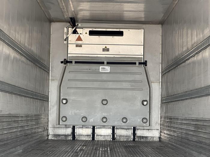 Used 2017 Utility 53' Multi-Temp Tridem Reefer/Refrigerated Van
