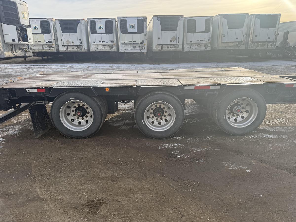 Used 2011 Manac 53' Tridem Extendable/Trombone Step Deck