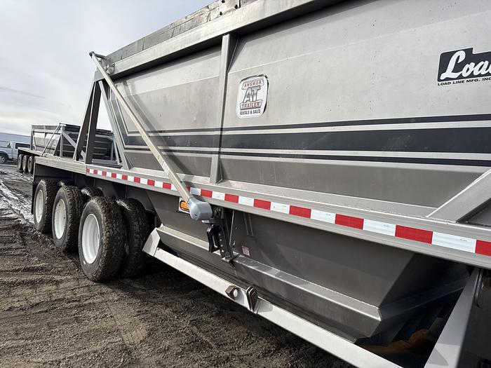 Used 2021 Load Line 40’ Tridem Clam Dump