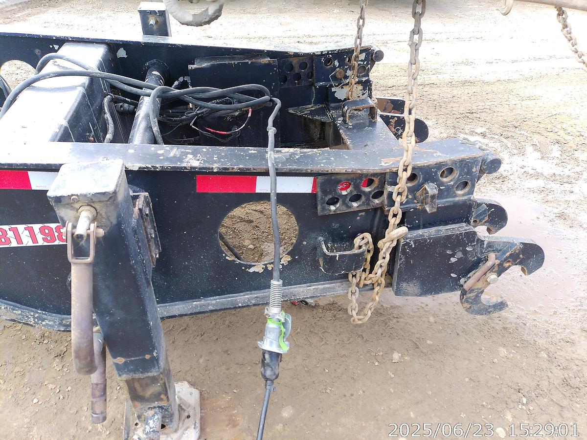 Used 2012 Gerry's Single Axle Claw-Style Booster