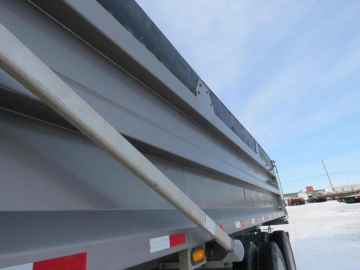 Used 2022 Load Line 35' Tridem End Dump