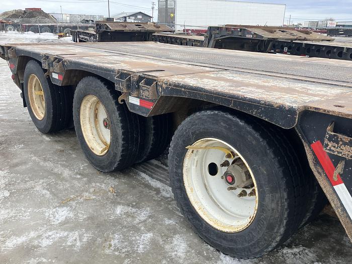 Used 2008 Doepker 12 Wheel Scissor Neck