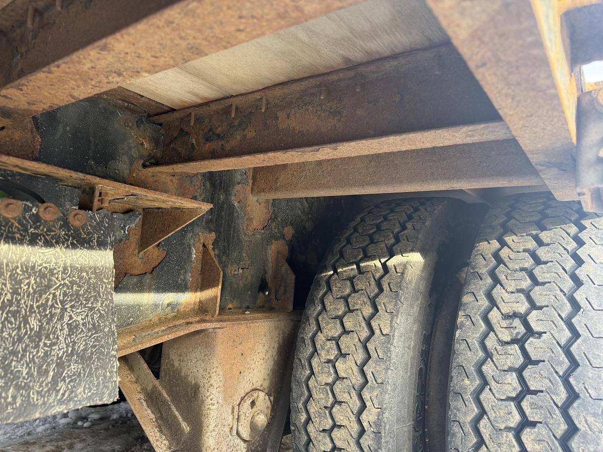 Used 2016 Manac 53' Tridem Step Deck