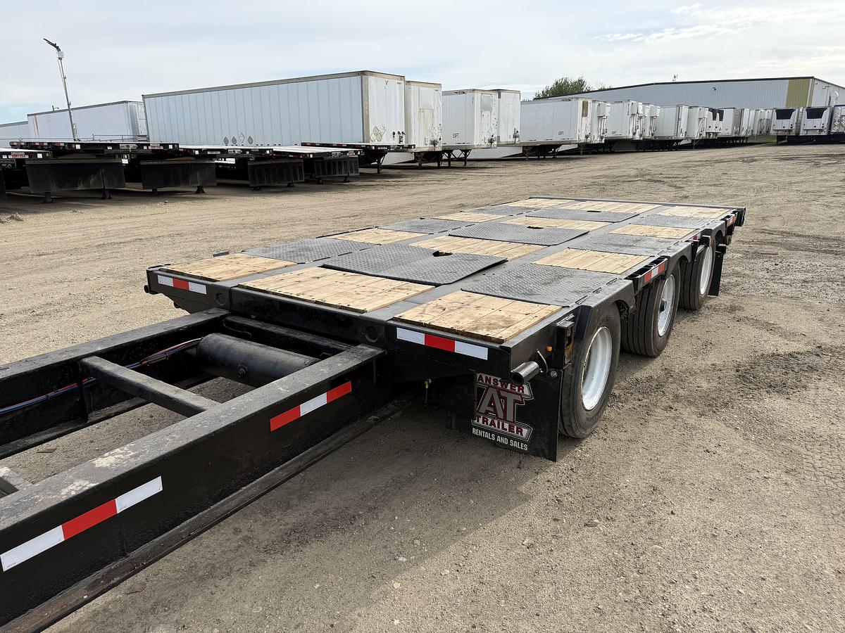 Used 2013 Manac 53' Tridem Extendable/Trombone Step Deck