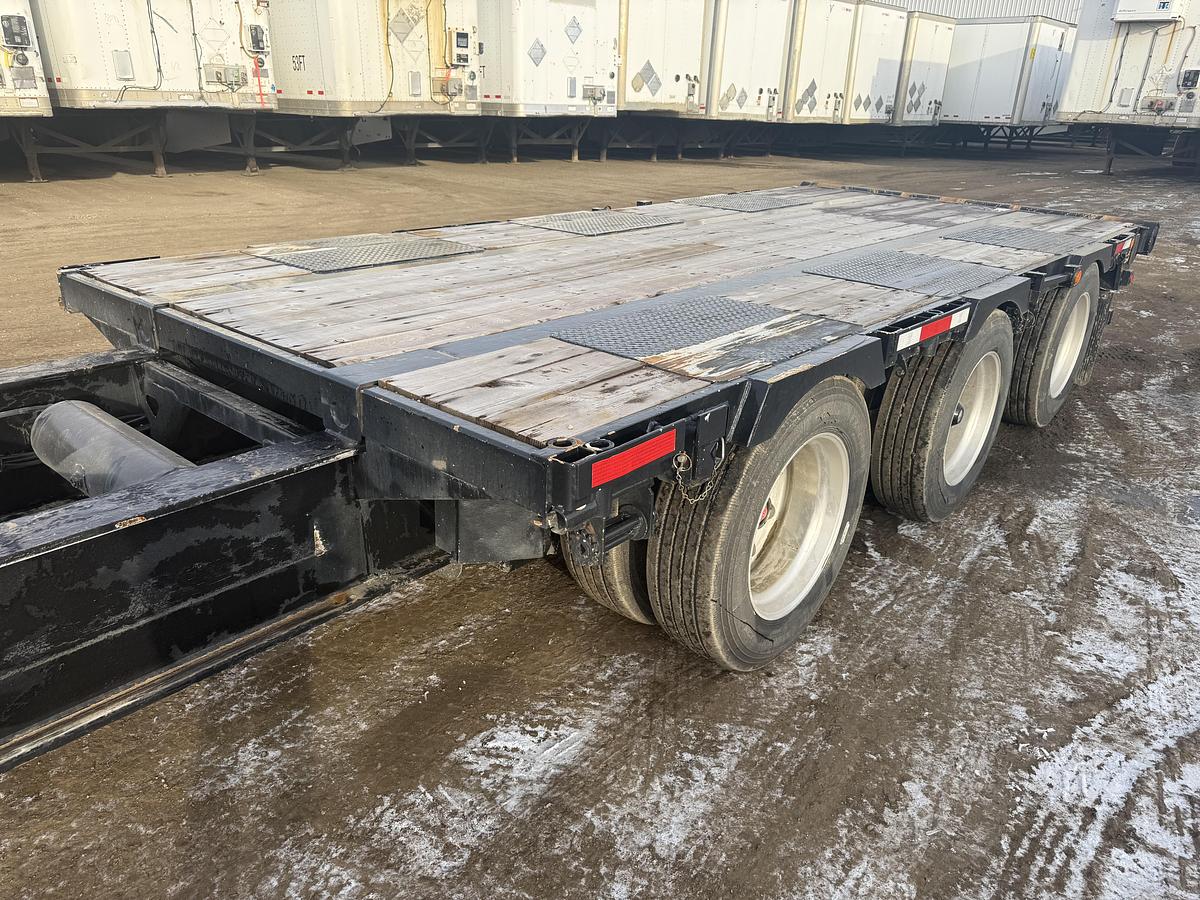 Used 2011 Manac 53' Tridem Extendable/Trombone Step Deck