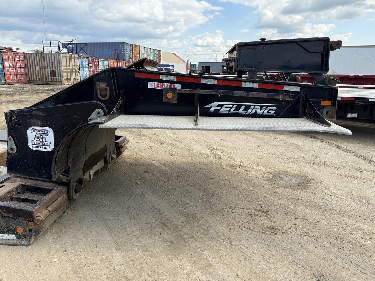 Used 2012 Felling Tridem Hydraulic Low Bed