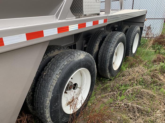 Used 2022 Load Line 38' Tridem Belly Dump