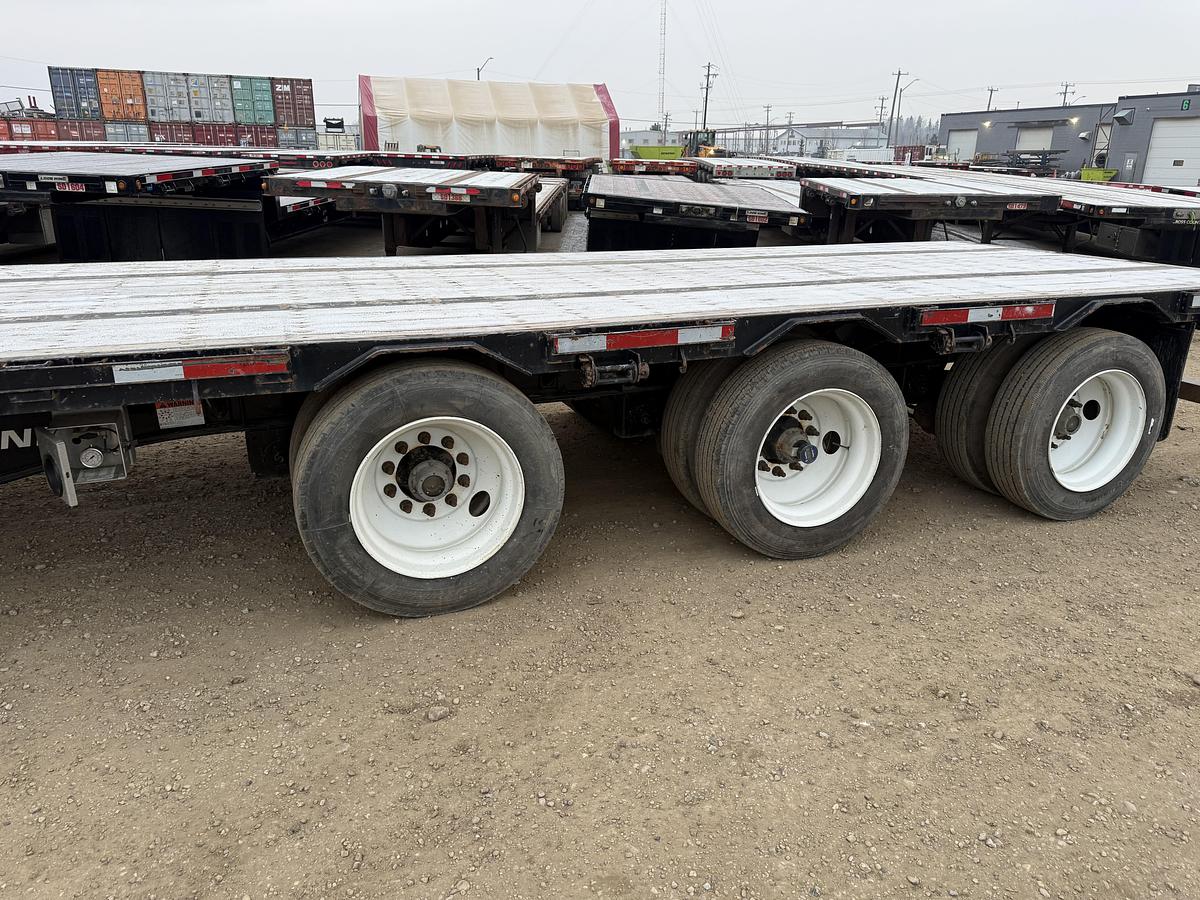Used 2023 Lode King 53' Tridem Step Deck