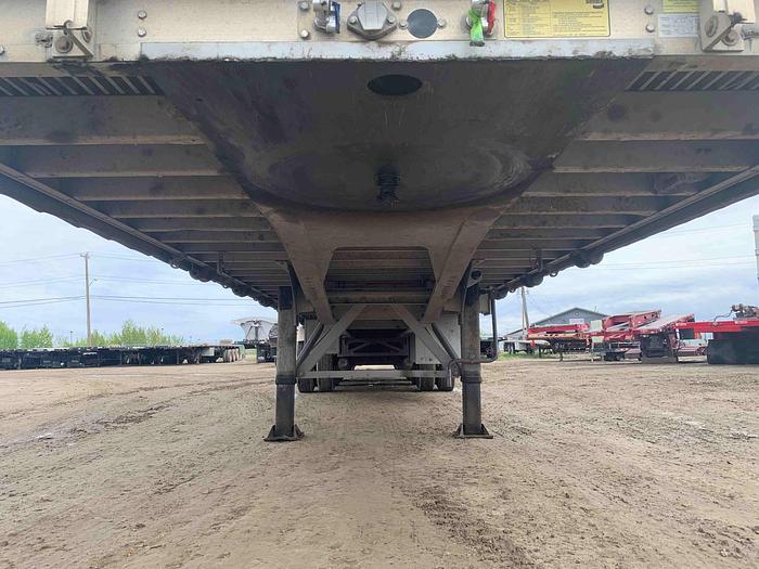 Used 2015 Reitnouer 32' Curtain Side Tridem Flat Deck/Highboy Lead/Pup