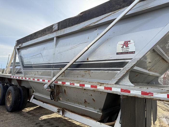 Used 2016 Load Line 42’ Tridem Clam Dump