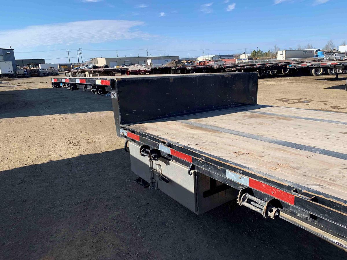 Used 2023 Lode King 53' Tridem Step Deck