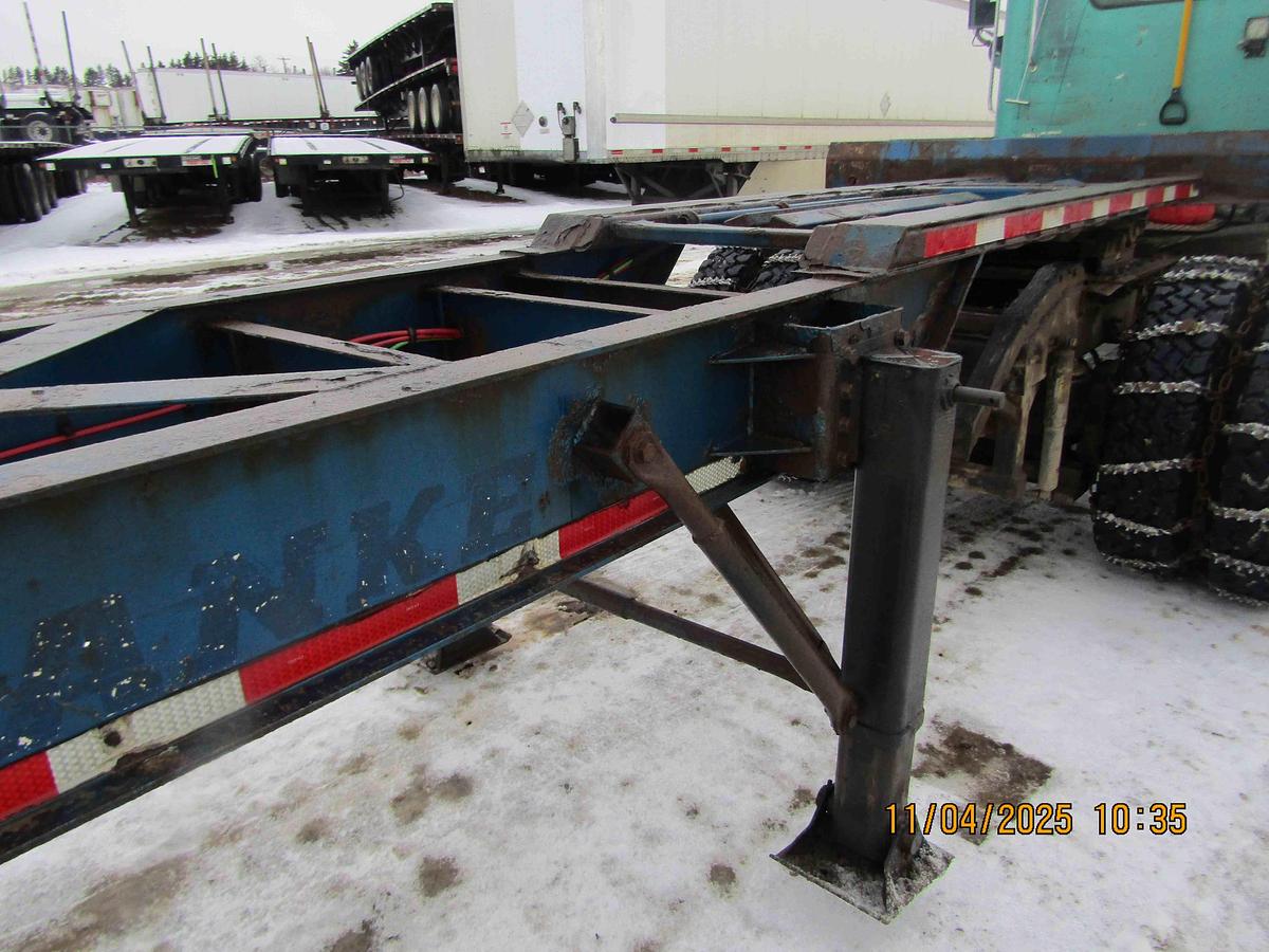 Used 2005 MAXAT 40' - 53' Tridem Extendable/Trombone Container Chassis