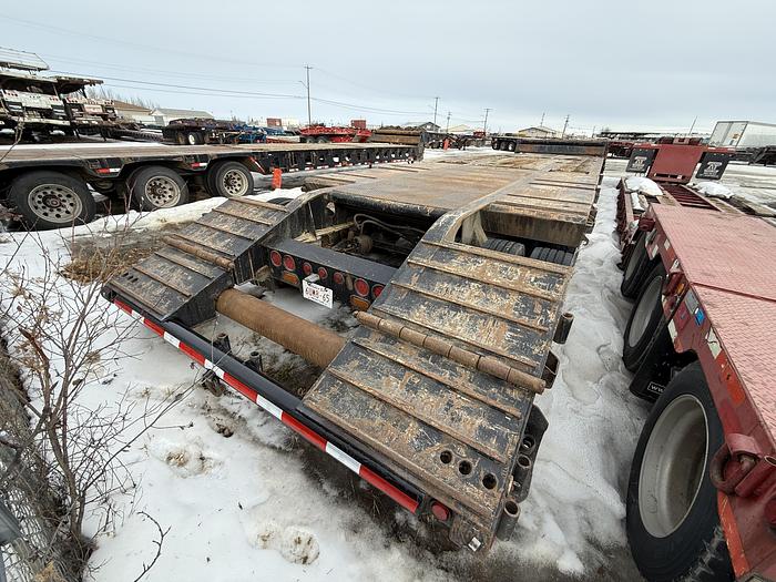 Used 2016 Doepker 12 Wheel Scissor Neck