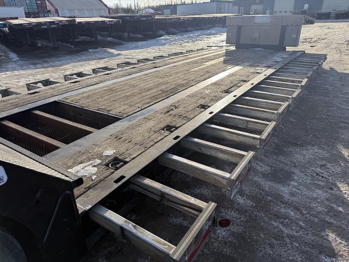 Used 2012 Muvall Tridem Double Drop Ag Trailer Mechanical RGN