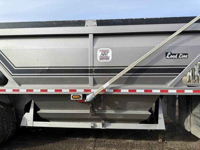 Used 2021 Load Line 40’ Tridem Clam Dump